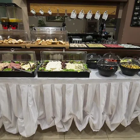 Cumbali Hotel apartamentowy 2*