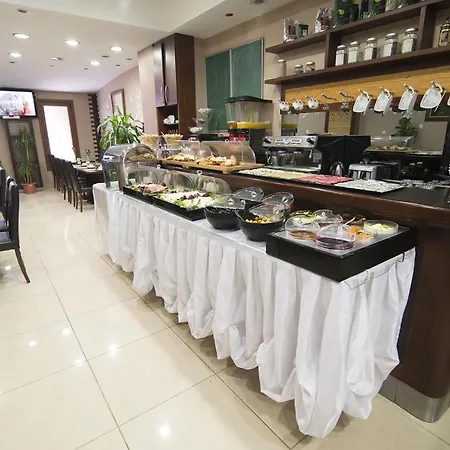 坤巴利套房酒店