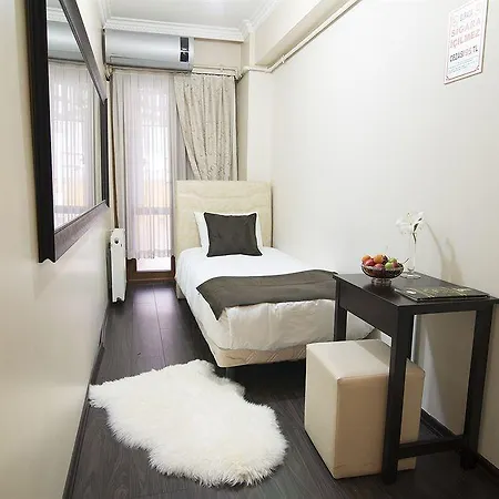 Cumbali Aparthotel 3*